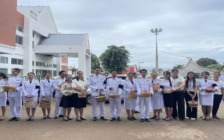 เข้าร่วมพิธีสวดพระพุทธมนต์และทำบุญตักบาตรถวายพระราชกุศลแด่สมเด็จพระนางเจ้าสิริกิติ์ พระบรมราชินีนาถ พระบรมราชชนนีพันปีหลวง เนื่องในโอกาสวันคล้ายวันพระราชสมภพและวันแม่แห่งชาติ